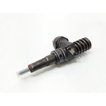 Recambio de inyector para volkswagen passat berlina (3b3) advance referencia OEM IAM 038130073BA  