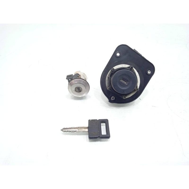 Recambio de juego bombines para peugeot 405 berlina 1.9 cat referencia OEM IAM   