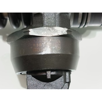 Recambio de inyector para volkswagen passat berlina (3b3) advance referencia OEM IAM 038130073BA  