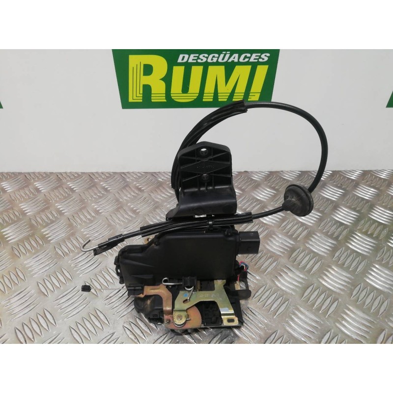 Recambio de cerradura puerta delantera derecha para volkswagen passat berlina (3b3) advance referencia OEM IAM 117626 117626102 
