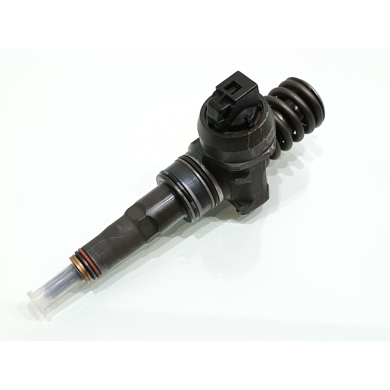 Recambio de inyector para audi a4 berlina (8e) 1.9 tdi (96kw) referencia OEM IAM 038130073BA  