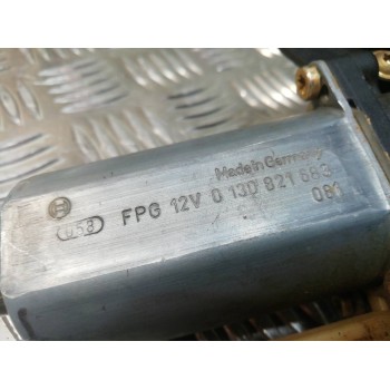 Recambio de elevalunas delantero derecho para ford fiesta berlina (dx) ghia referencia OEM IAM 96FGA23200B 0130821683 