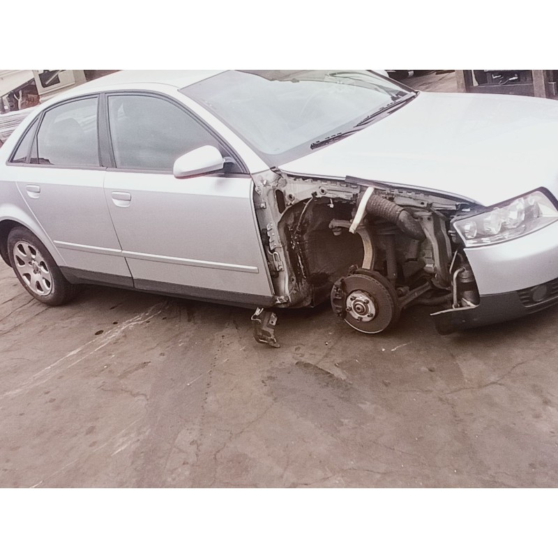 audi a4 berlina (8e) del año 2001