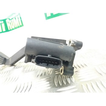 Recambio de potenciometro pedal para fiat punto berlina (188) 1.2 8v referencia OEM IAM 46527295 0281002325 