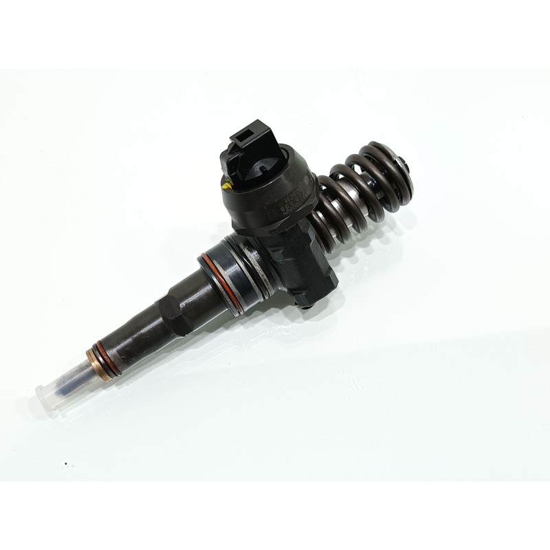 Recambio de inyector para audi a4 avant (8e) 1.9 tdi (96kw) referencia OEM IAM 038130073Q  