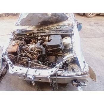 ford focus berlina (cak) del año 2001