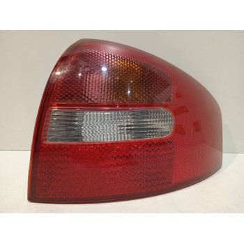 PILOTO TRASERO DERECHO 