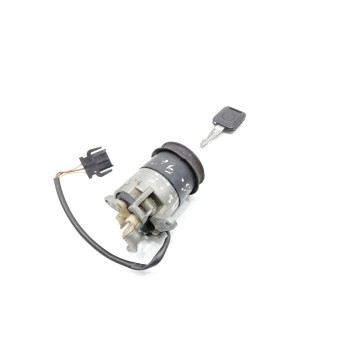 Recambio de maneta exterior porton para audi a6 berlina (c4) 1.8 referencia OEM IAM   