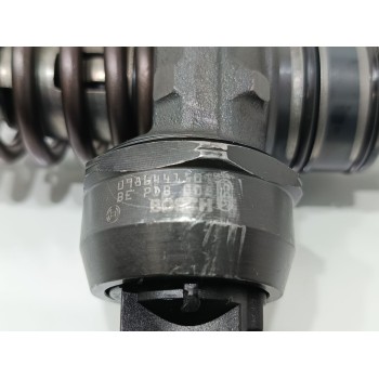 Recambio de inyector para seat cordoba berlina (6l2) signo/a referencia OEM IAM 038130079BX  