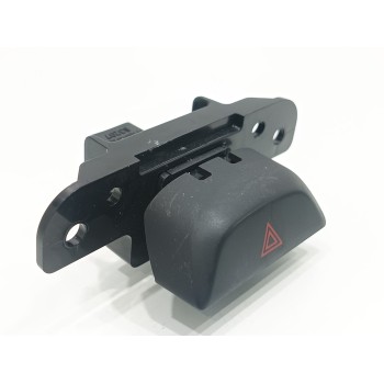 Recambio de warning para nissan pulsar (c13) acenta referencia OEM IAM 682UU3ZL0A  