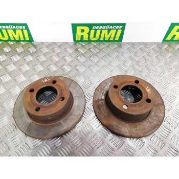 Recambio de disco de freno trasero para audi 80 avant comfort berlina referencia OEM IAM   