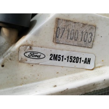 Recambio de faro antiniebla izquierdo para ford focus berlina (cak) ghia referencia OEM IAM 2M5115201AH 0374D 