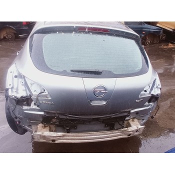 opel astra j lim. del año 2010