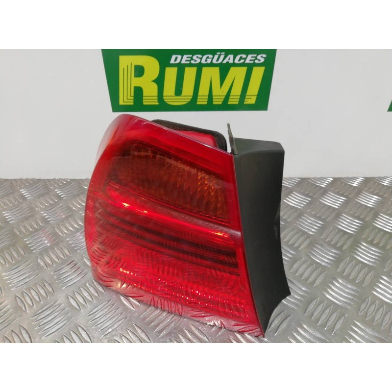 Recambio de piloto trasero izquierdo para bmw serie 3 berlina (e90) 316d referencia OEM IAM 6937457 276301 276301L