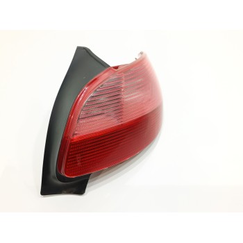 Recambio de piloto trasero derecho para peugeot 206 berlina xn referencia OEM IAM 2531D  