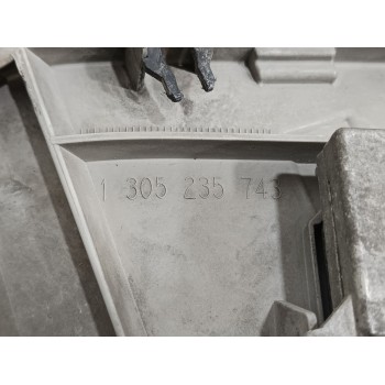 Recambio de faro izquierdo para mercedes-benz clase c (w203) berlina 220 cdi (203.006) referencia OEM IAM 1305235743  