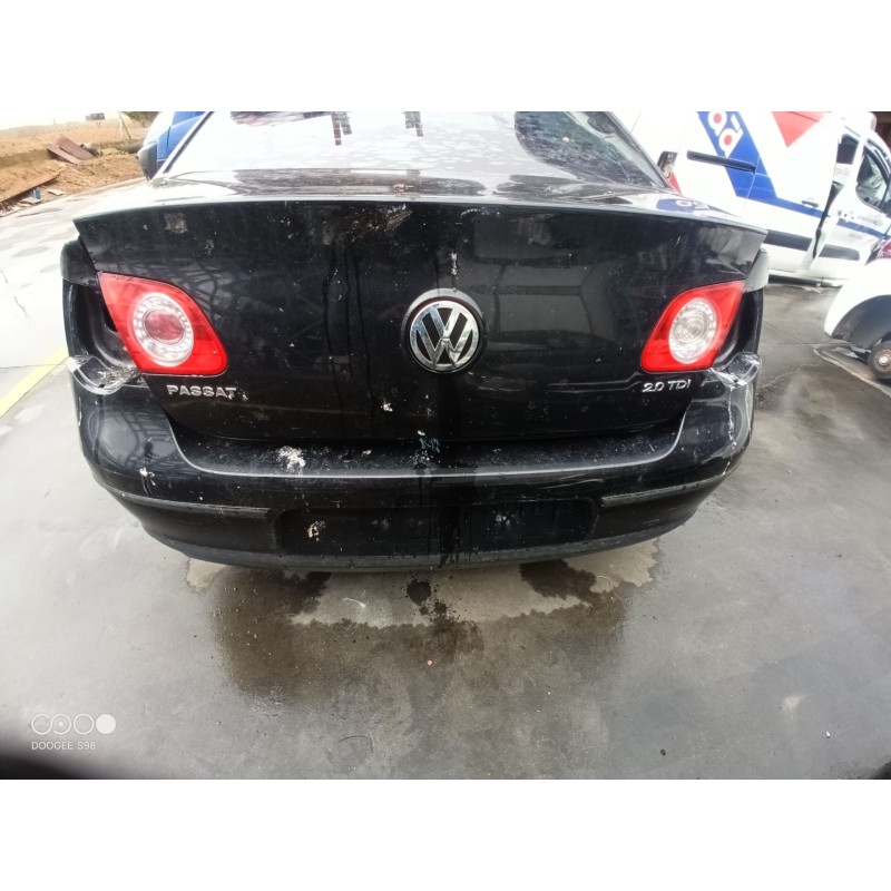 VOLKSWAGEN PASSAT BERLINA (3C2)