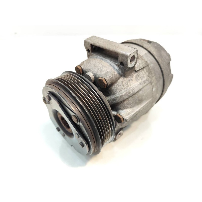 Recambio de compresor aire acondicionado para opel vivaro combi 2.7t corto referencia OEM IAM 8200678512  