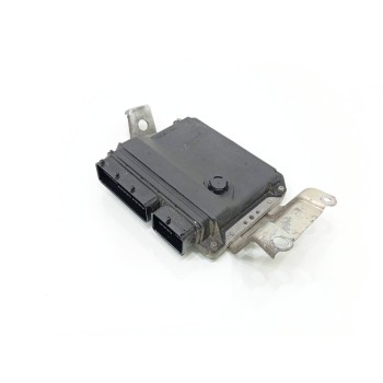 Recambio de centralita motor uce para toyota yaris active referencia OEM IAM 896610DB00  