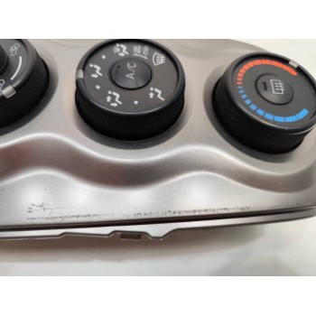 Recambio de mando calefaccion / aire acondicionado para toyota yaris active referencia OEM IAM 554060D190  
