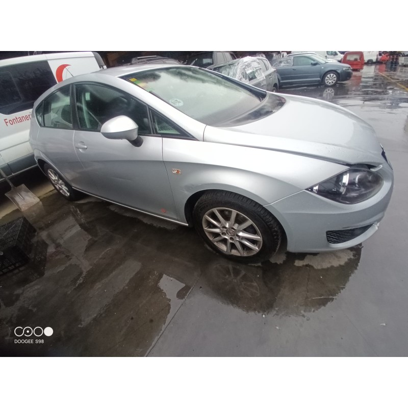 SEAT LEON (1P1)