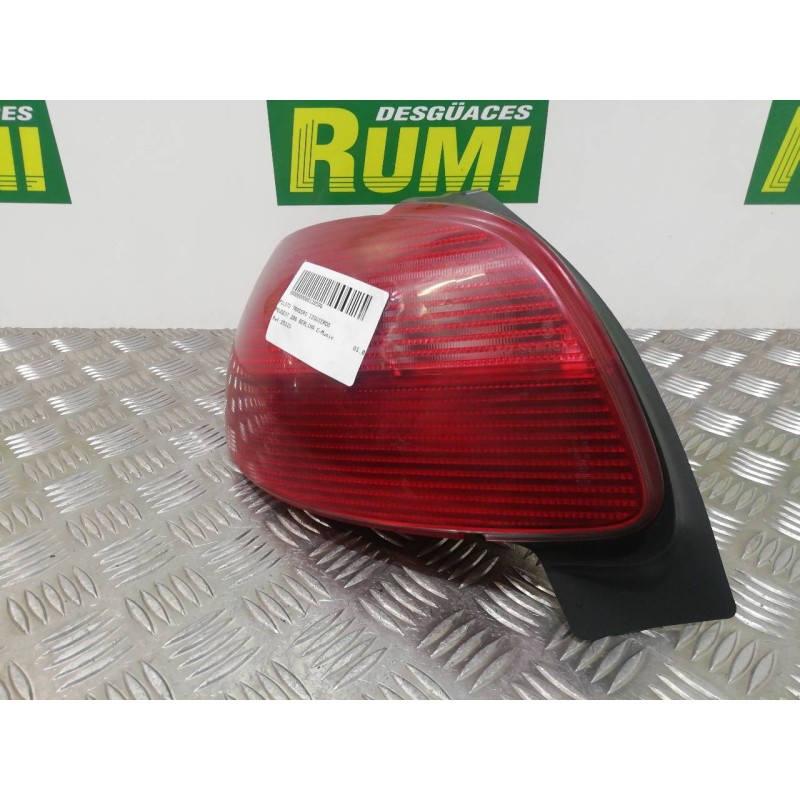 Recambio de piloto trasero izquierdo para peugeot 206 berlina e-music referencia OEM IAM 2531G  