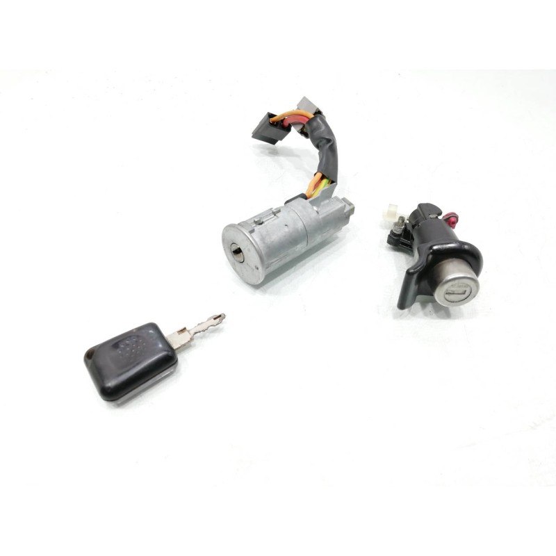 Recambio de juego bombines para renault 19 (b/c/l53) referencia OEM IAM   