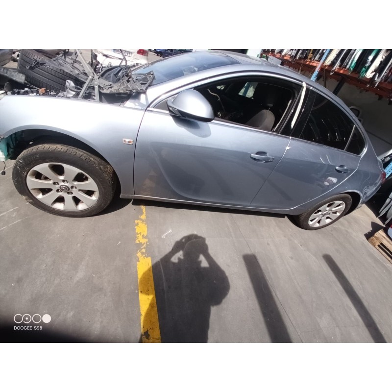opel insignia berlina del año 2009