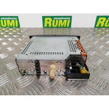 Recambio de sistema audio / radio cd para renault megane ii berlina 5p authentique referencia OEM IAM 8200256141C  