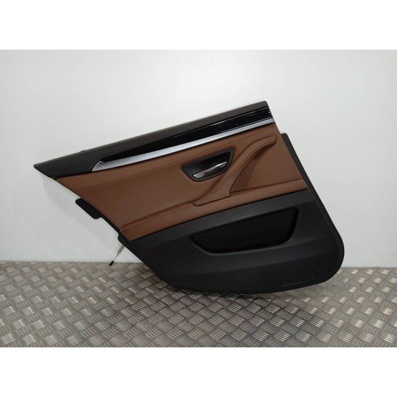 Recambio de guarnecido puerta trasera izquierda para bmw serie 5 lim. (f10) 520d referencia OEM IAM 7891715  