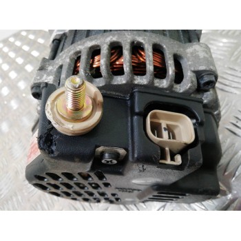 Recambio de alternador para kia carnival ii 2.5 v6 ex referencia OEM IAM OK55918300 AB111125 