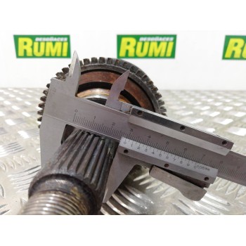 Recambio de transmision delantera derecha para kia carnival ii 2.5 v6 ex referencia OEM IAM   