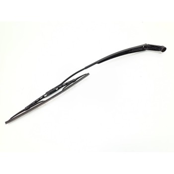 Recambio de brazo limpia delantero derecho para toyota yaris active referencia OEM IAM 3151820  