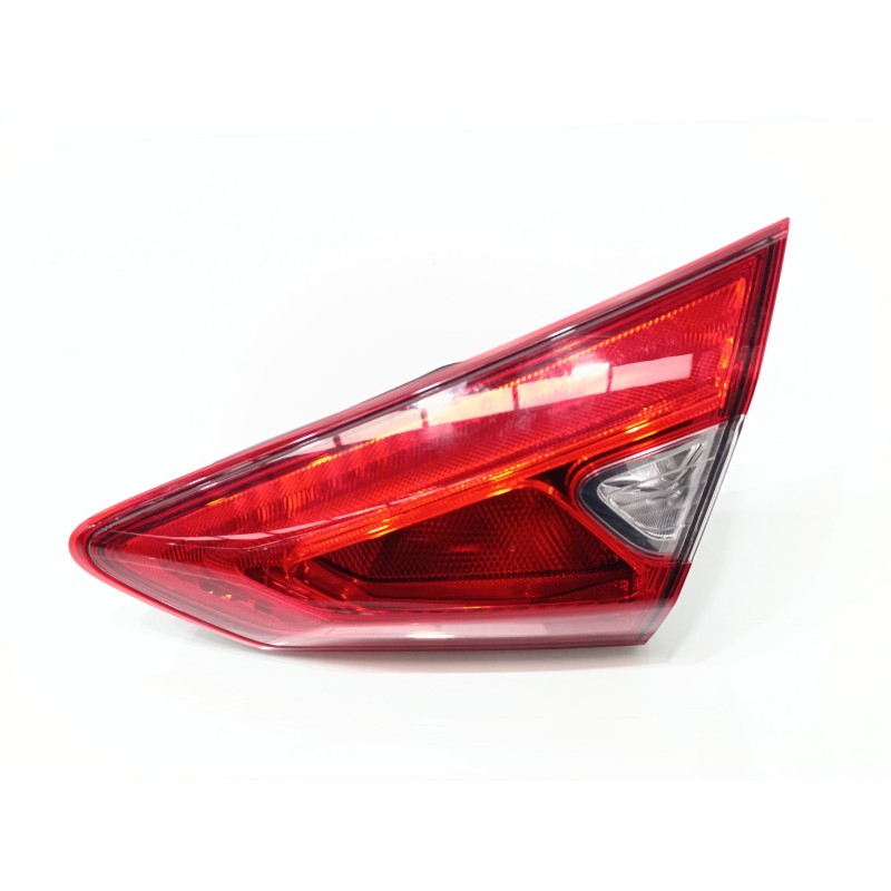 Recambio de piloto trasero derecho interior para nissan pulsar (c13) acenta referencia OEM IAM 22018066  