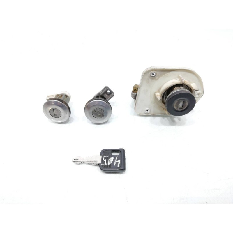 Recambio de juego bombines para peugeot 405 berlina gl bolero referencia OEM IAM   