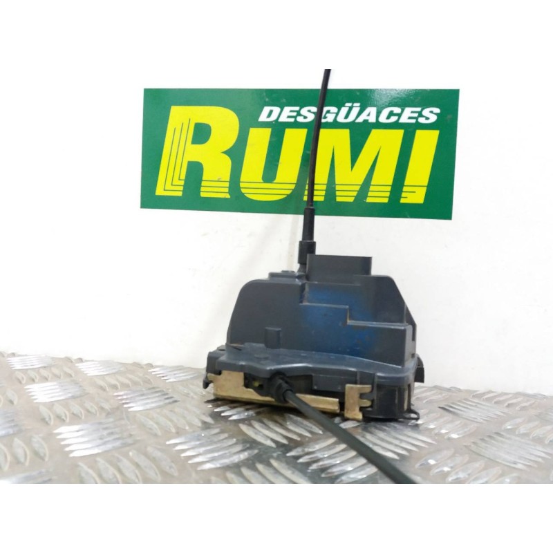 Recambio de cerradura puerta trasera izquierda para renault megane ii berlina 5p confort dynamique referencia OEM IAM   