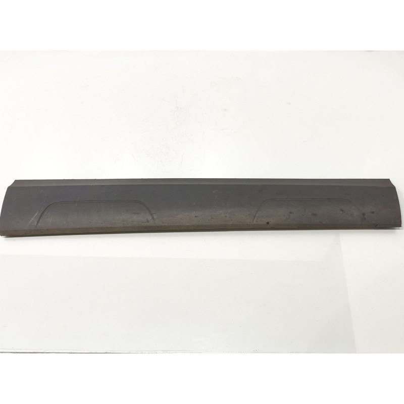 Recambio de moldura para audi q3 (8u) 2.0 tdi (130kw) advance quattro referencia OEM IAM 8U0853960  