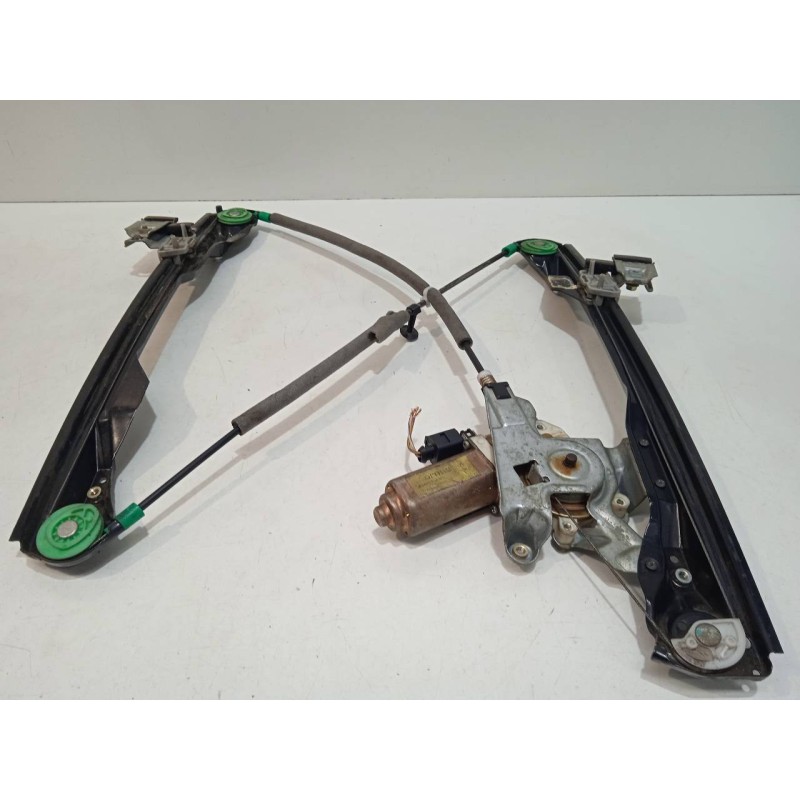 Recambio de elevalunas delantero derecho para ford focus turnier (cak) ambiente referencia OEM IAM XS4123200  