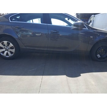 opel insignia berlina del año 2010