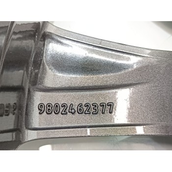 Recambio de llanta para peugeot 3008 access referencia OEM IAM 9802462377  