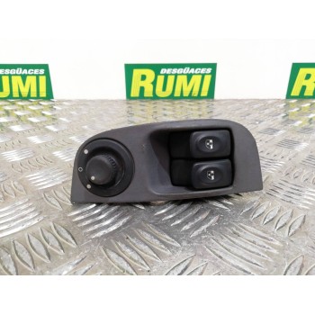 Recambio de mando elevalunas delantero izquierdo para renault megane i berlina hatchback (ba0) 1.4e rn (baoe) referencia OEM IAM