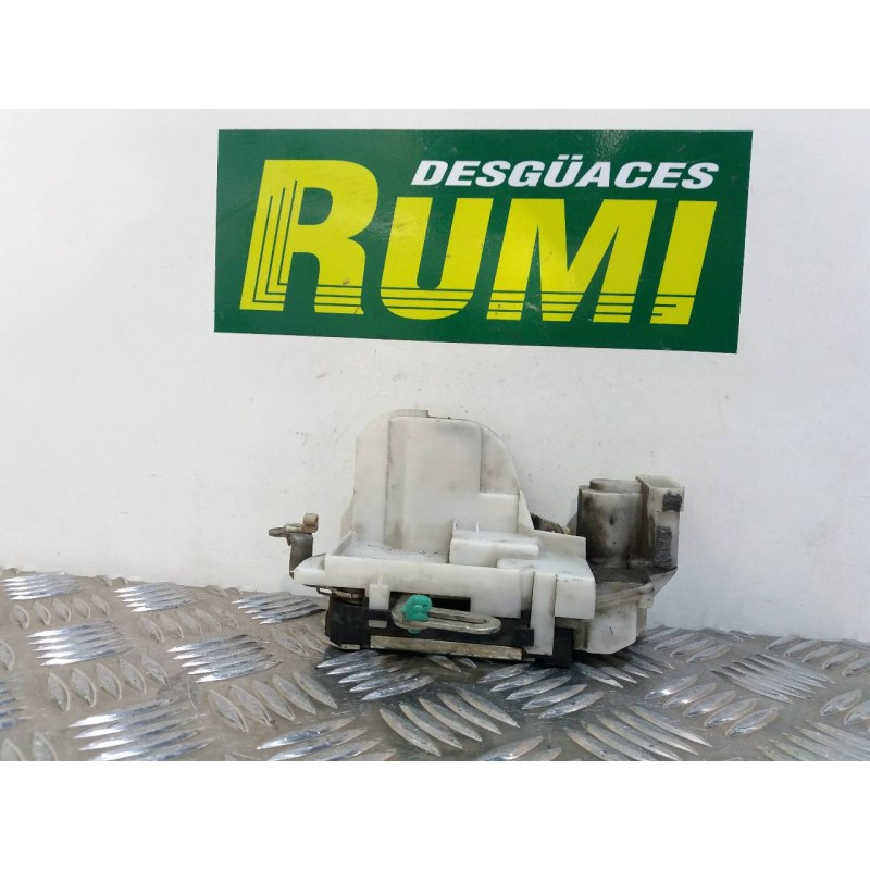 Recambio de cerradura puerta delantera derecha para fiat punto berlina (188) 1.4 16v sporting referencia OEM IAM   