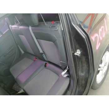 opel corsa d del año 2010