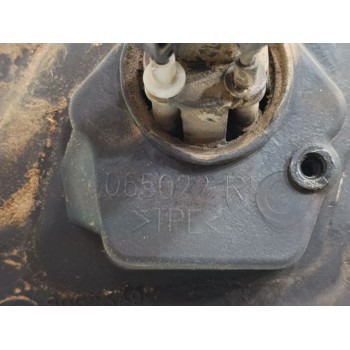 Recambio de retrovisor derecho para opel corsa c first referencia OEM IAM 065022R1  