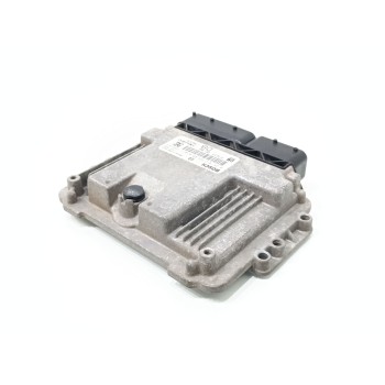 Recambio de centralita motor uce para opel astra h berlina cosmo referencia OEM IAM 55560810  