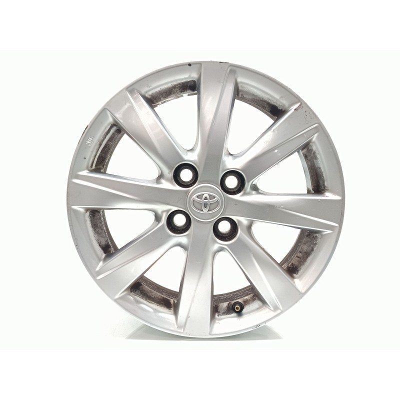 Recambio de llanta para toyota yaris active referencia OEM IAM 426110D610  