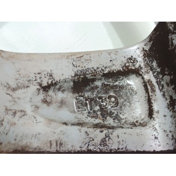 Recambio de llanta para toyota yaris active referencia OEM IAM 426110D610  