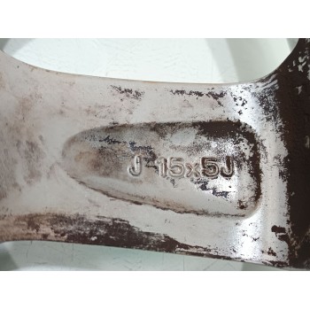 Recambio de llanta para toyota yaris active referencia OEM IAM 426110D610  