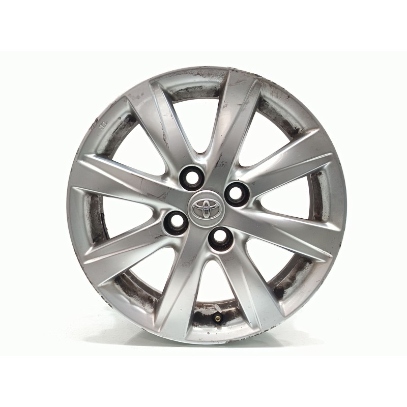 Recambio de llanta para toyota yaris active referencia OEM IAM 426110D610  