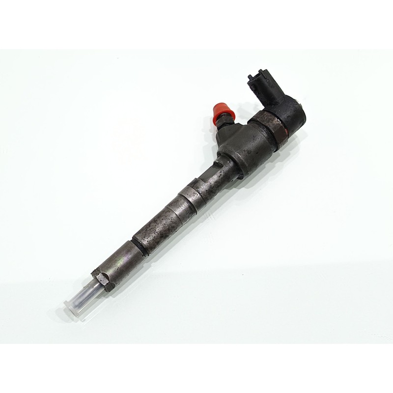 Recambio de inyector para opel corsa d cmon referencia OEM IAM 0445110326  